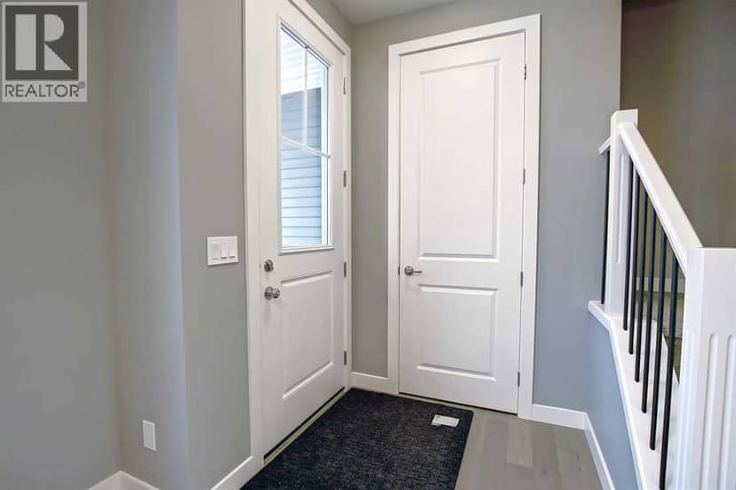 2089 Cobblespring Avenue SW, Airdrie, photo 3