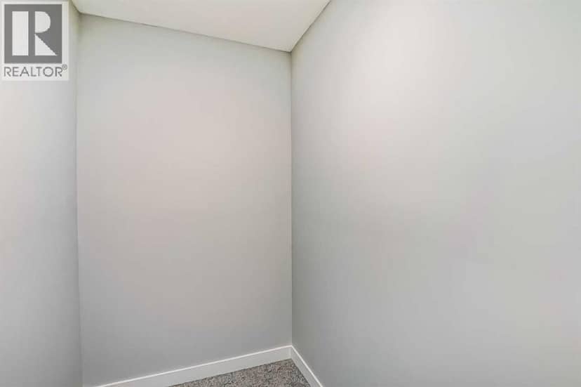 2081 Cobblespring Avenue SW — photo 18 of 23