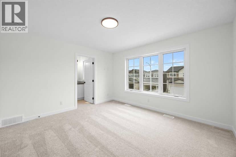 41 Hotchkiss Gardens SE — photo 23 of 40