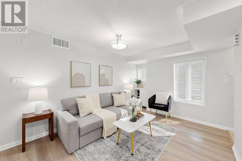 153 - 306 John Street, Markham, photo 2