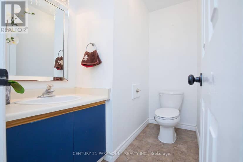 888 Sproule Crescent — photo 17 of 40