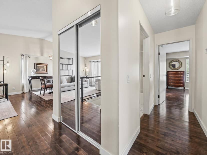 19 Darlington Dr — photo 16 of 40