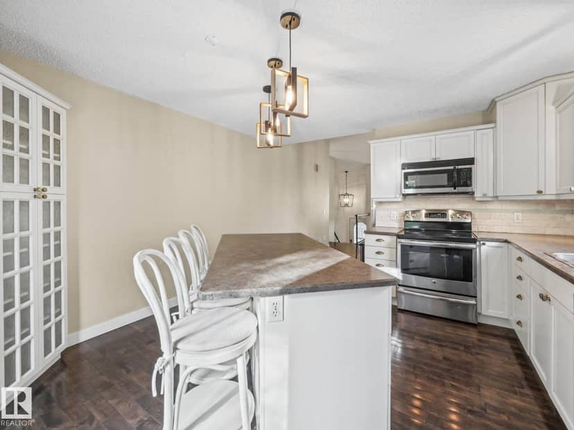 19 Darlington Dr — photo 14 of 40