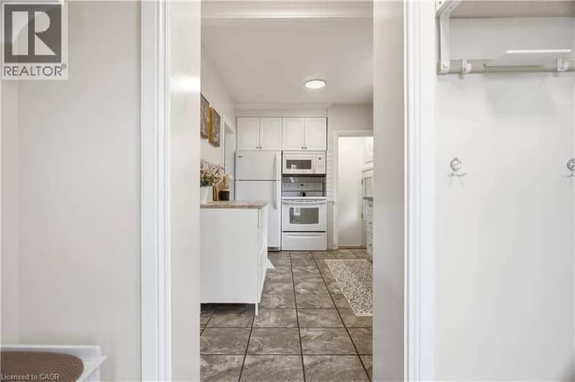 18 BIRCH Avenue, Kitchener, photo 6