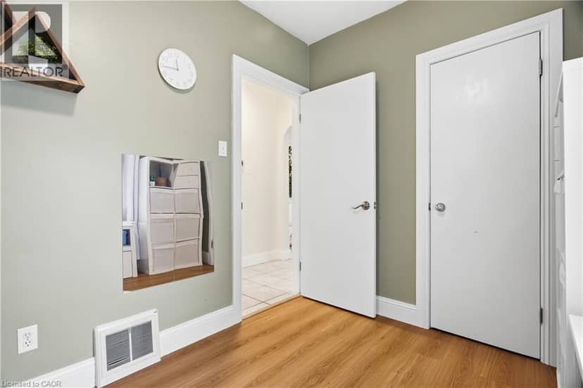 18 BIRCH Avenue — photo 25 of 37