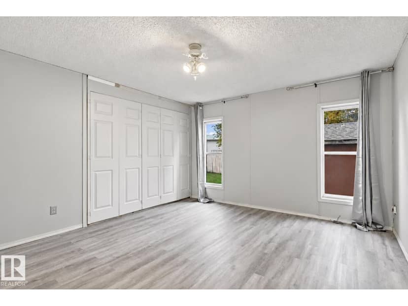 2664 Lakeview Dr NW — photo 20 of 40
