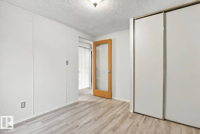 2664 Lakeview Dr NW — photo 33 of 40