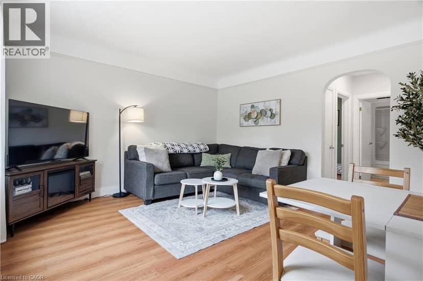 18 BIRCH Avenue — photo 12 of 37