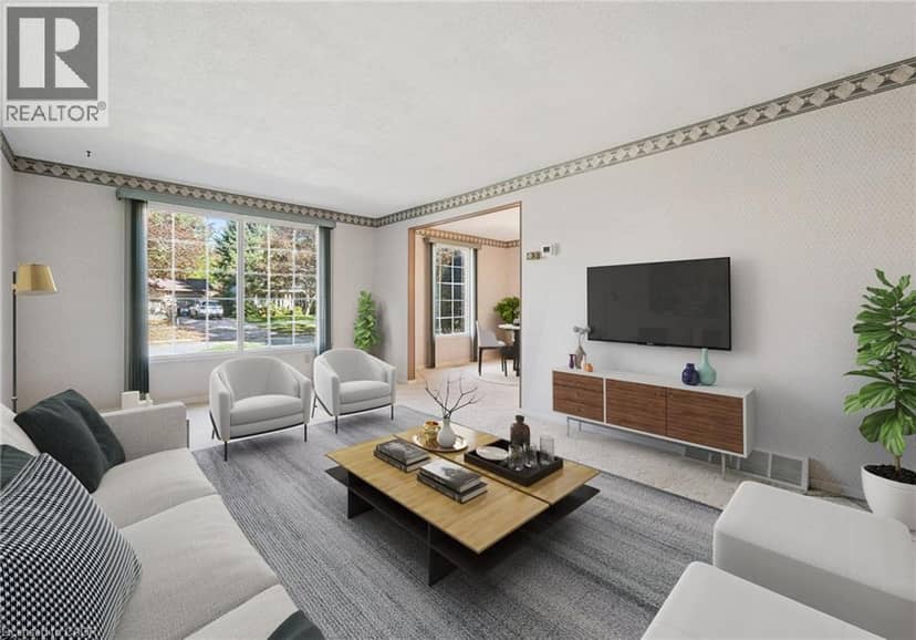43 LEWIS Crescent — photo 10 of 35