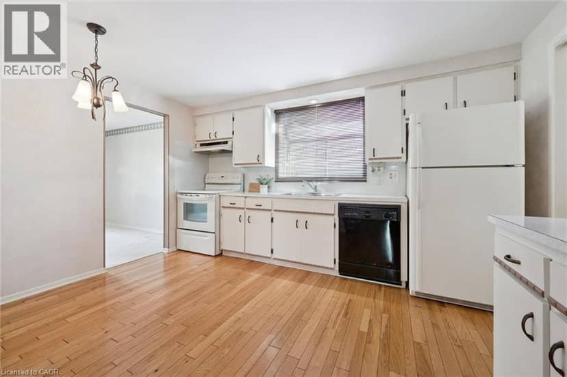 43 LEWIS Crescent, Kitchener, photo 7