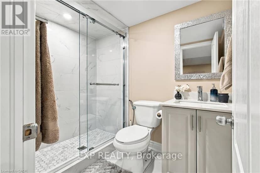24 - 3275 Stalybridge Drive — photo 32 of 40