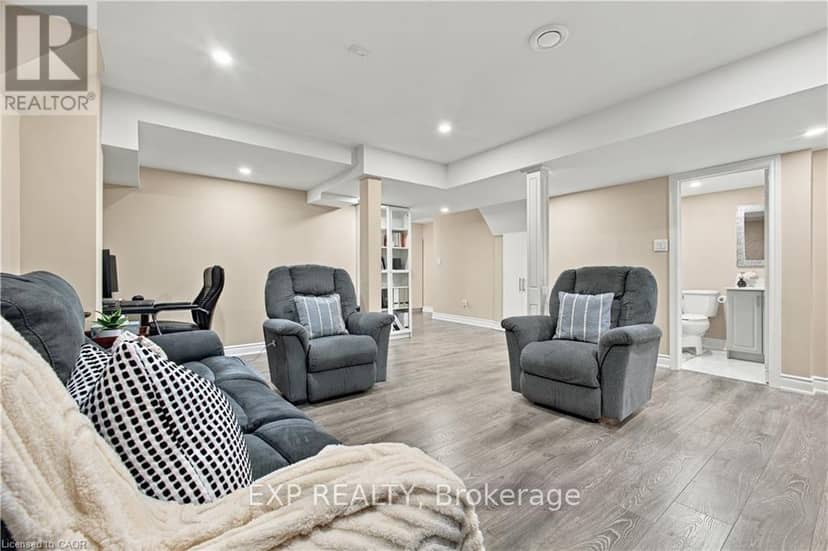 24 - 3275 Stalybridge Drive — photo 30 of 40
