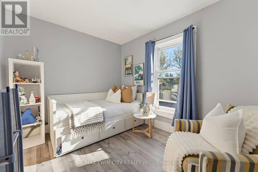 540 Vine Street — photo 22 of 38