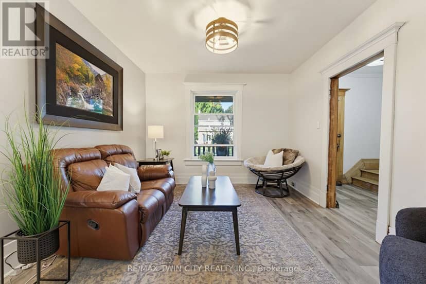 540 Vine Street, Cambridge, photo 8