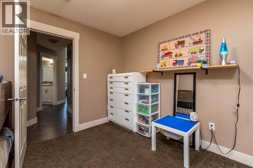 5614 21 Street Close — photo 18 of 40