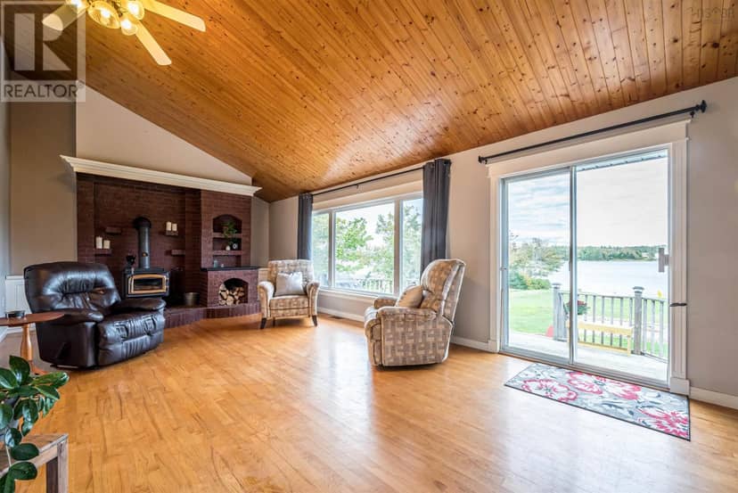 1724 Crowell Road — photo 17 of 40