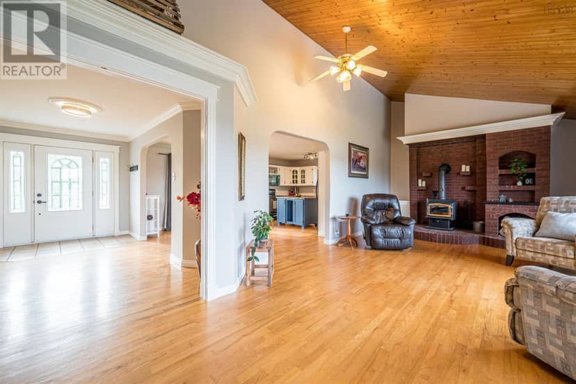1724 Crowell Road — photo 19 of 40