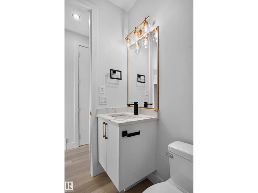 386 Linden LO NE — photo 10 of 40