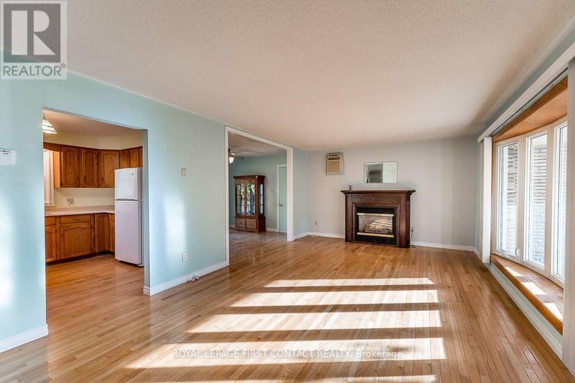 224 Christopher Street — photo 10 of 40