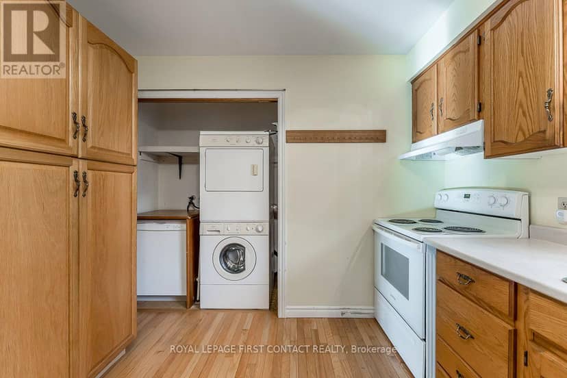 224 Christopher Street — photo 17 of 40