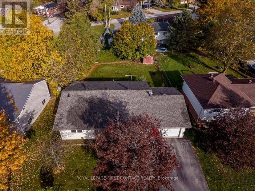 224 Christopher Street, Clearview, photo 3