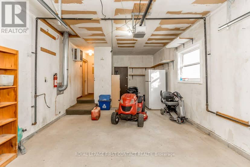 224 Christopher Street — photo 31 of 40