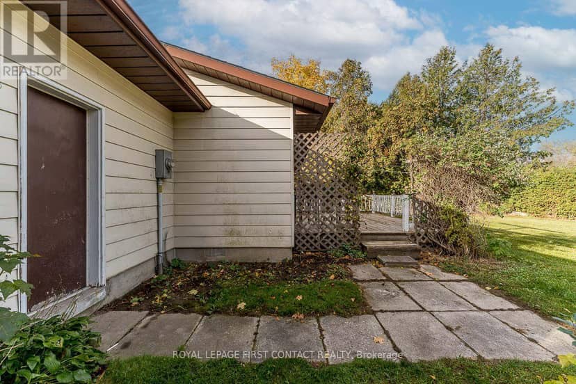 224 Christopher Street — photo 34 of 40