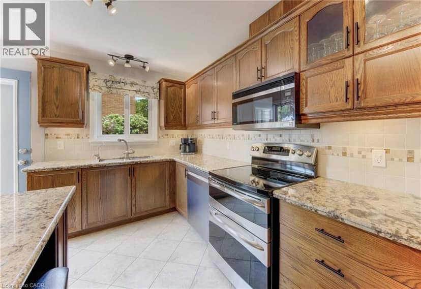 378 MEADOWVALE Place, Waterloo, photo 4