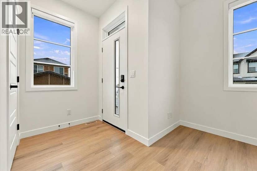 121 Amblefield Heights NW, Calgary, photo 4