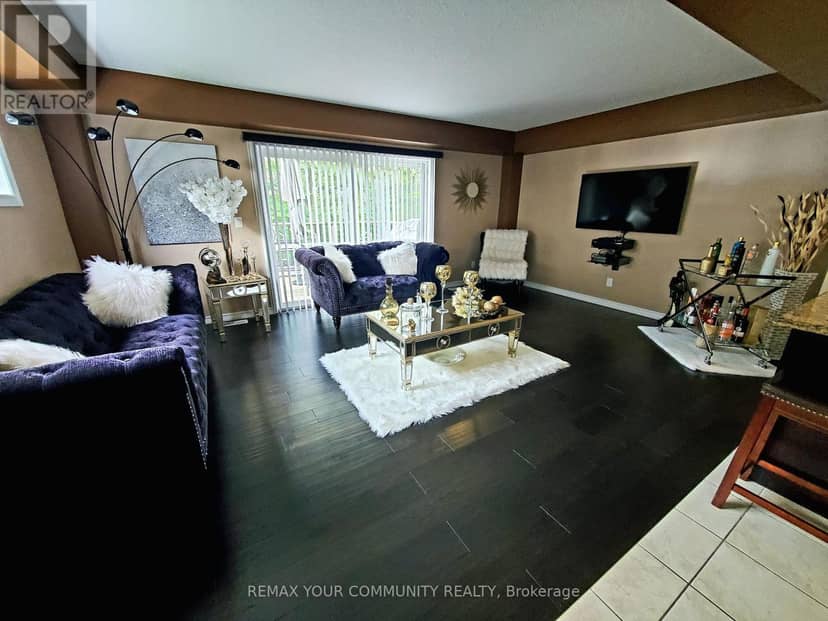 44 - 635 Saginaw Parkway, Cambridge, photo 2