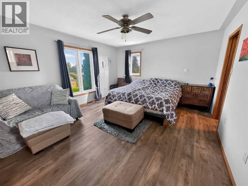 18142 Township Road 1102 — photo 19 of 40