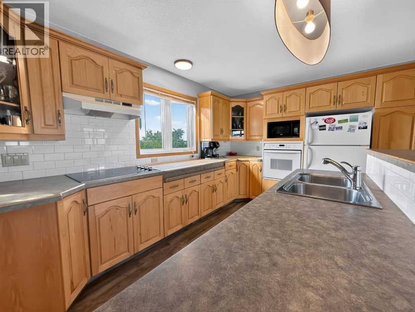 18142 Township Road 1102, High Level, photo 6