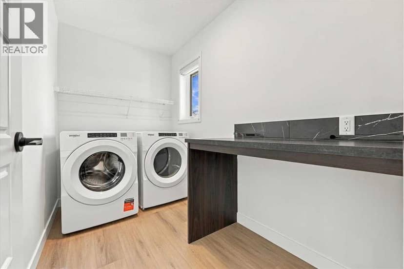 52 Corner Glen Square NE — photo 17 of 22