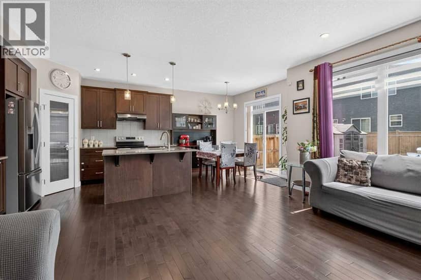 45 Saddlestone Drive NE, Calgary, photo 3
