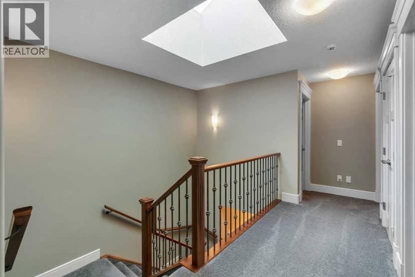 2532 20 Street SW — photo 24 of 40