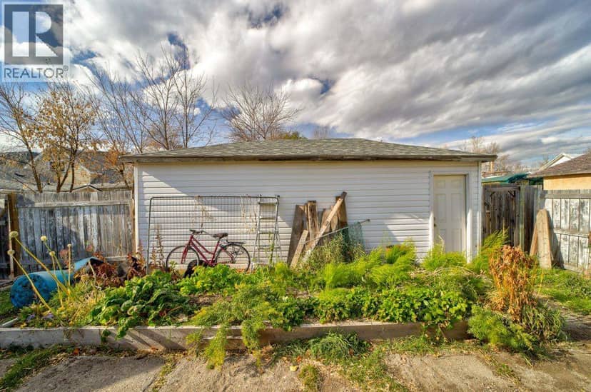 13221 17 Avenue — photo 29 of 34
