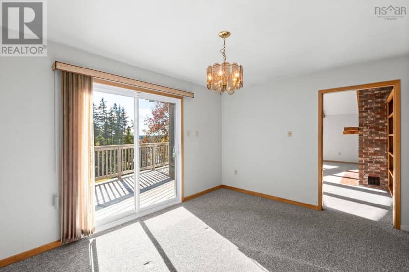 201 Masons Point Road — photo 16 of 40