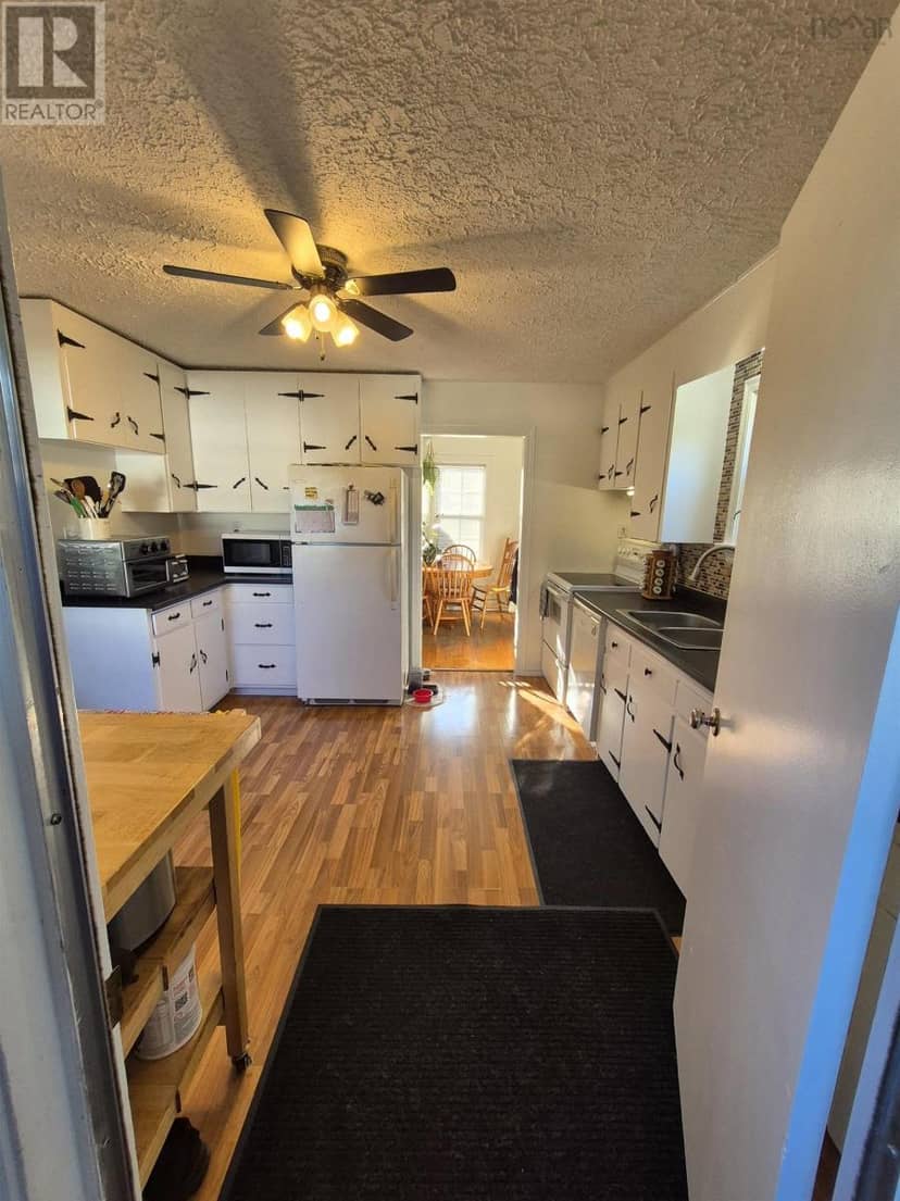 65 Munroe Avenue, New Glasgow, photo 8
