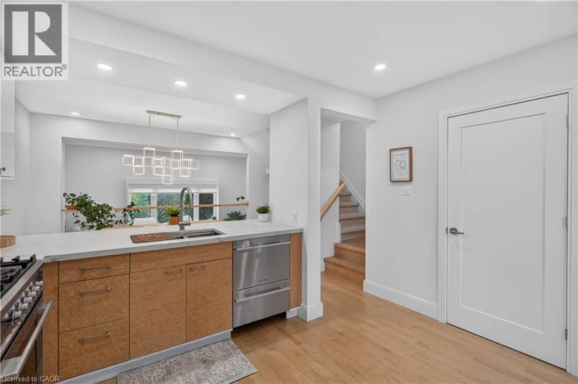7 BRIAR Lane — photo 19 of 40