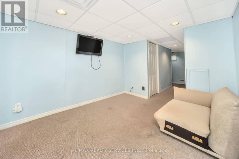 68 - 68 Baronwood Court — photo 35 of 40