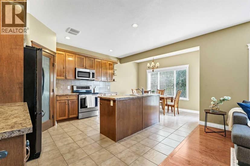 35 Somerset Link SE — photo 11 of 36