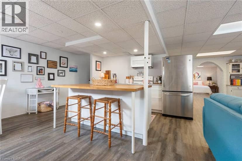 23 HOMEWOOD Avenue — photo 17 of 31
