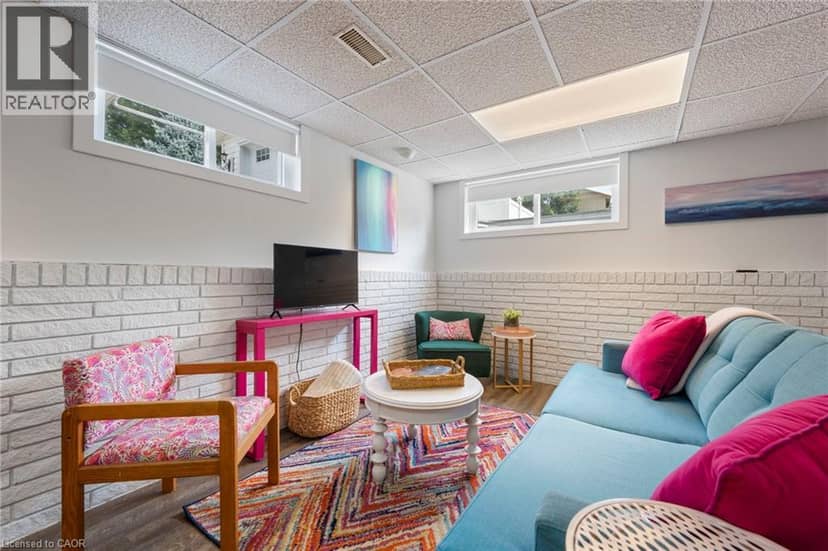 23 HOMEWOOD Avenue — photo 19 of 31