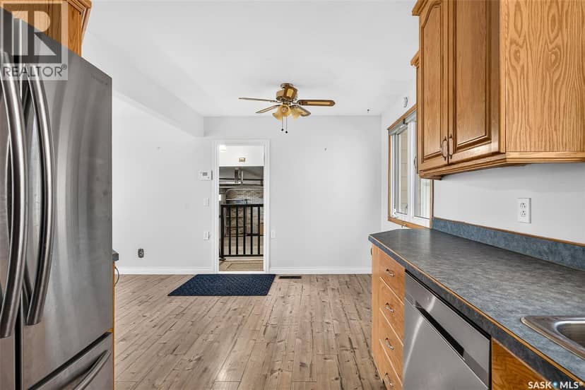 704 Norfolk AVENUE — photo 14 of 40