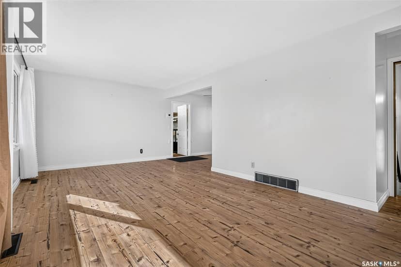 704 Norfolk AVENUE — photo 22 of 40