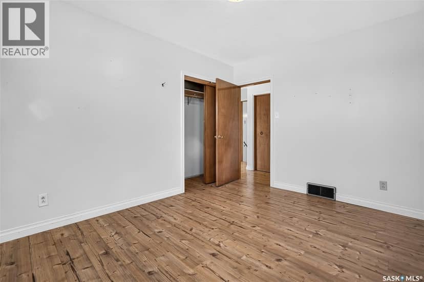704 Norfolk AVENUE — photo 38 of 40