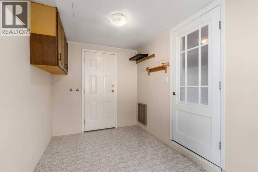 34 Burroughs Place NE — photo 19 of 23