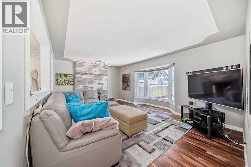 29 Chisholm Crescent NW — photo 21 of 40