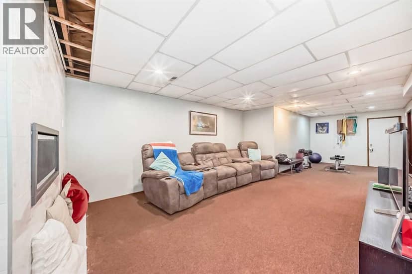29 Chisholm Crescent NW — photo 40 of 40