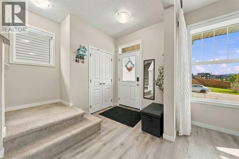35 Heritage Rise, Cochrane, photo 3